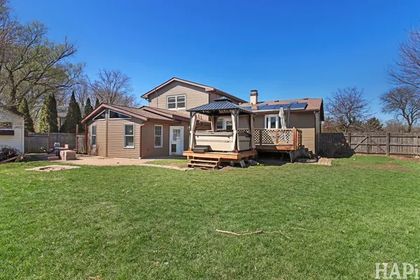 $399,900 | 5209 Springdale Lane, McHenry, IL 60050