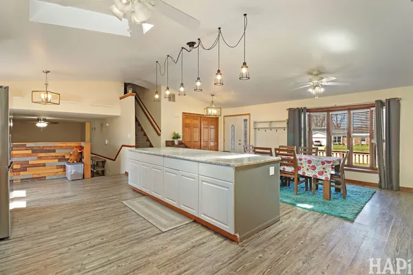 $399,900 | 5209 Springdale Lane, McHenry, IL 60050