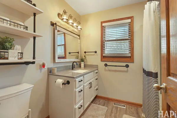 $399,900 | 5209 Springdale Lane, McHenry, IL 60050
