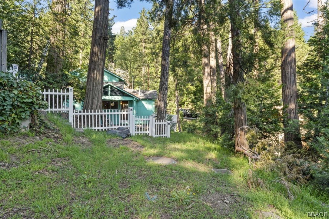 623 Highway 138 Crestline, CA 92325 - Photo 24 of 24 a view of a deck with a trees