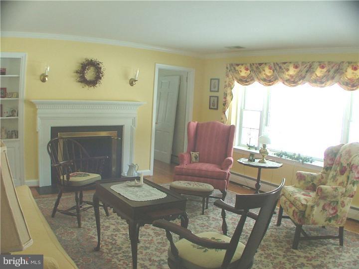608 Westbourne Road West Chester, PA 19382 - Photo 4 of 14 Living Room