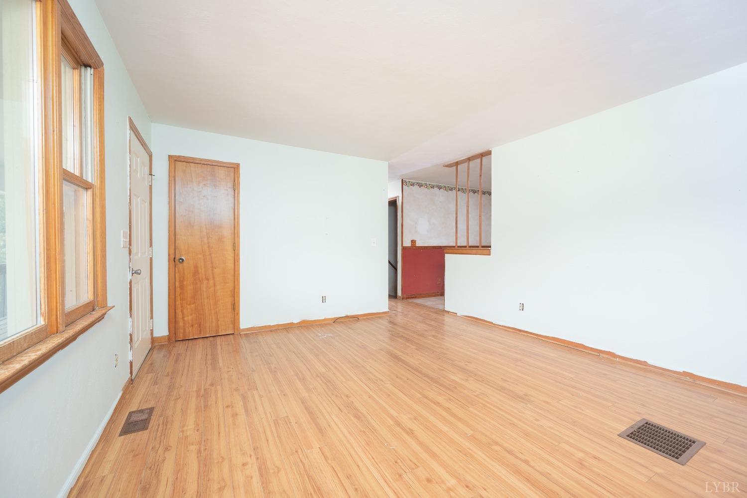 1745 Statler Road Montvale, VA 24122 - Photo 12 of 47 Gallery Image 12