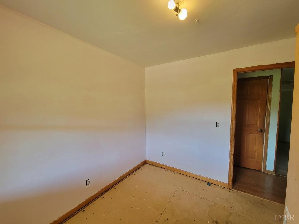 1745 Statler Road Montvale, VA 24122 - Photo 23 of 47 Gallery Image 23