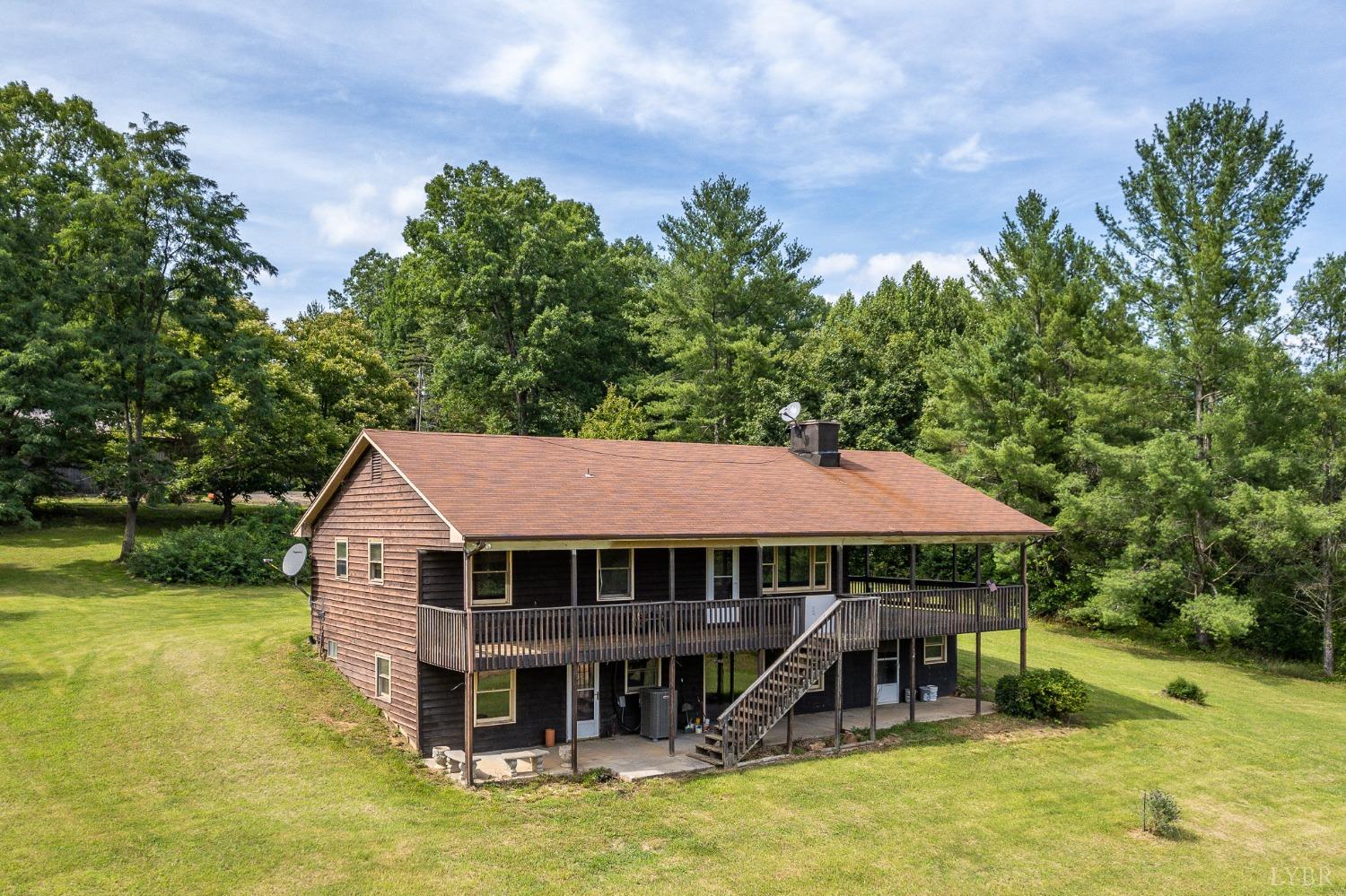 1745 Statler Road Montvale, VA 24122 - Photo 3 of 47 Gallery Image 3