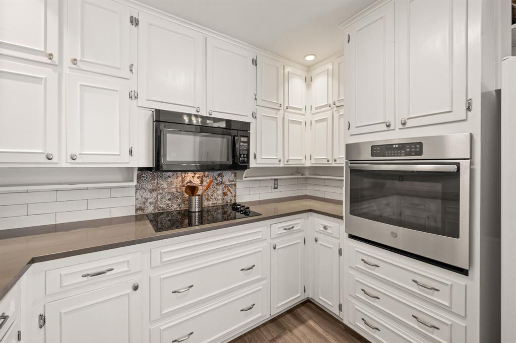 3124 Spring Lake Drive Bedford, TX 76021 - Photo 15 of 40