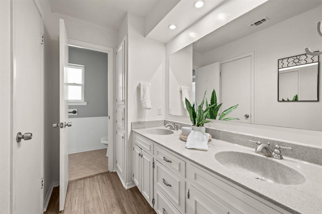 3124 Spring Lake Drive Bedford, TX 76021 - Photo 22 of 40