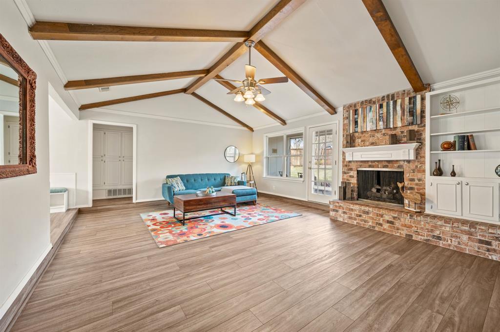 3124 Spring Lake Drive Bedford, TX 76021 - Photo 7 of 40