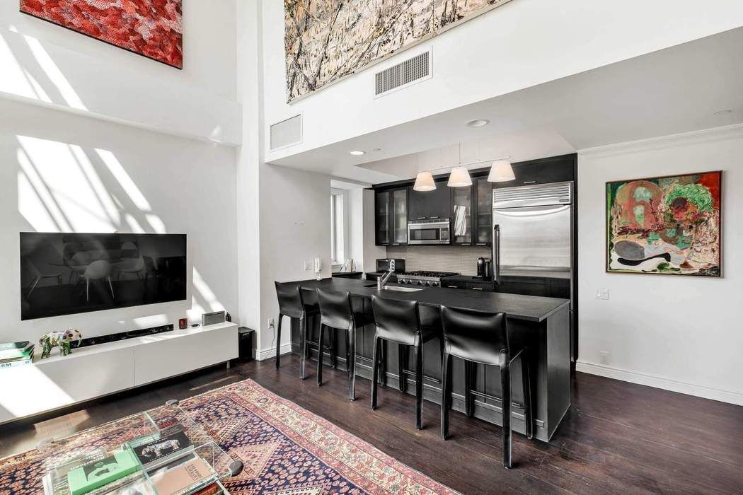 205 East 59th Street, Unit 17C Manhattan, NY 10022 - Photo 4 of 13