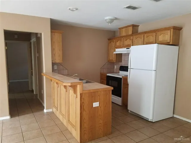 $875 | 1014 French Avenue, Unit 1, Edinburg, TX 78541