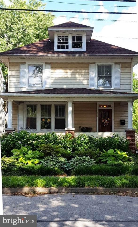 81 George Street Hanover, PA 17331 - Photo 1 of 27 Gallery Image 1