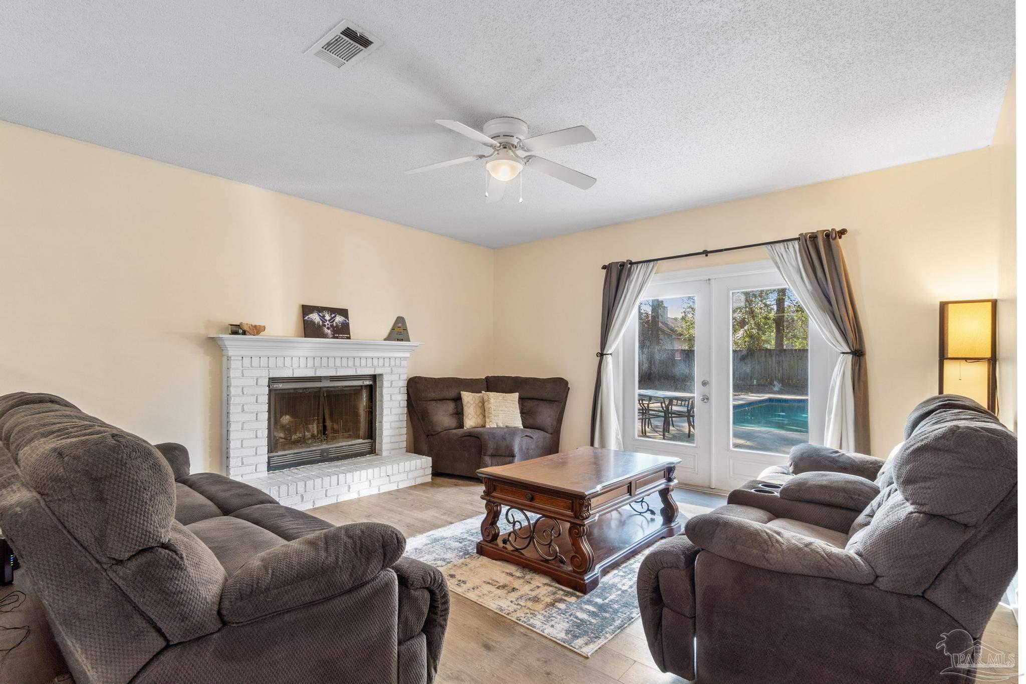 49 Abbey Road Crestview, FL 32539 - Photo 8 of 48 Gallery Image 8