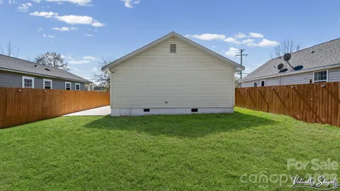 $315,000 | 3208 Boyd Street, Charlotte, NC 28208