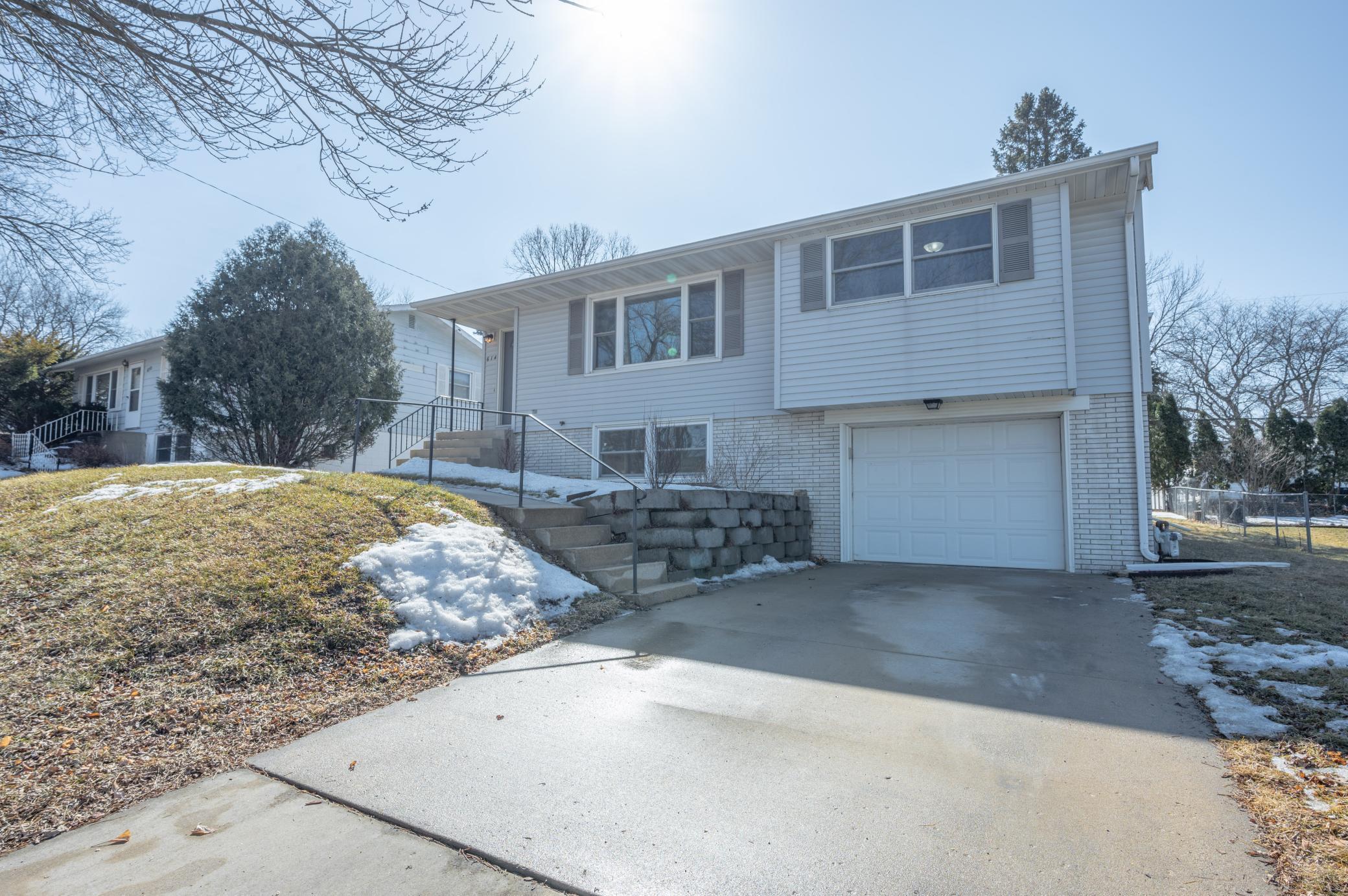 614 22nd Street Northeast Rochester, MN 55906 - Photo 1 of 1