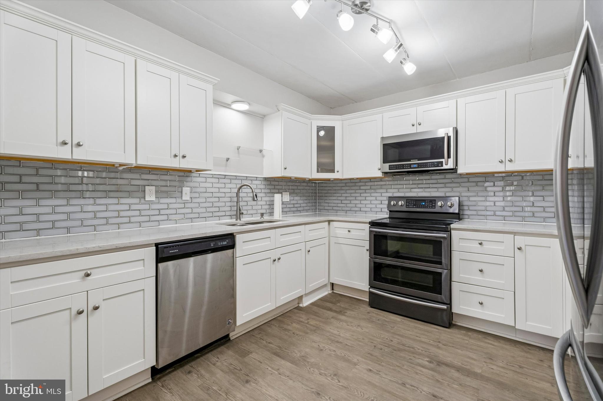 400 Glendale Road, Unit D44 Havertown, PA 19083 - Photo 2 of 24
