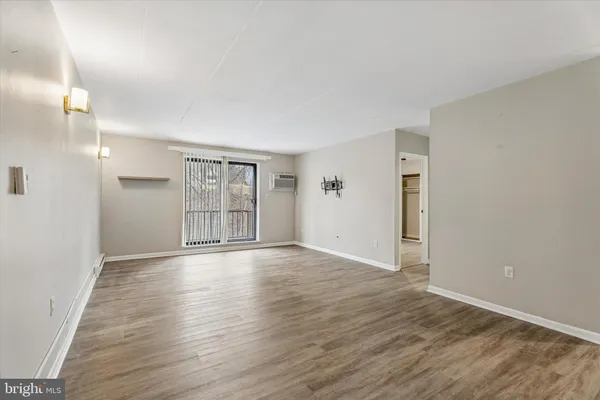 $2,300 | 400 Glendale Road, Unit D44, Havertown, PA 19083