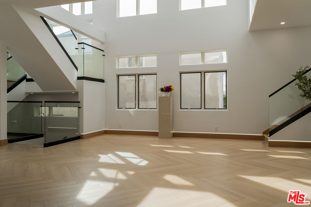 147 Napoleon Street Playa del Rey, CA 90293 - Photo 14 of 33 a view of an empty room with stairs