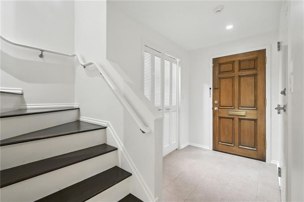 4700 Ellsworth Avenue, Unit 12 Pittsburgh, PA 15213 - Photo 8 of 39