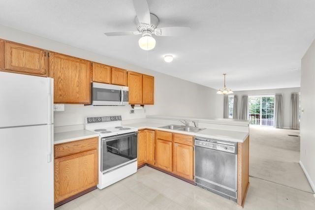 70 Castlegate Drive, Unit 70 Springfield, MA 01129 - Photo 9 of 25 Gallery Image 9