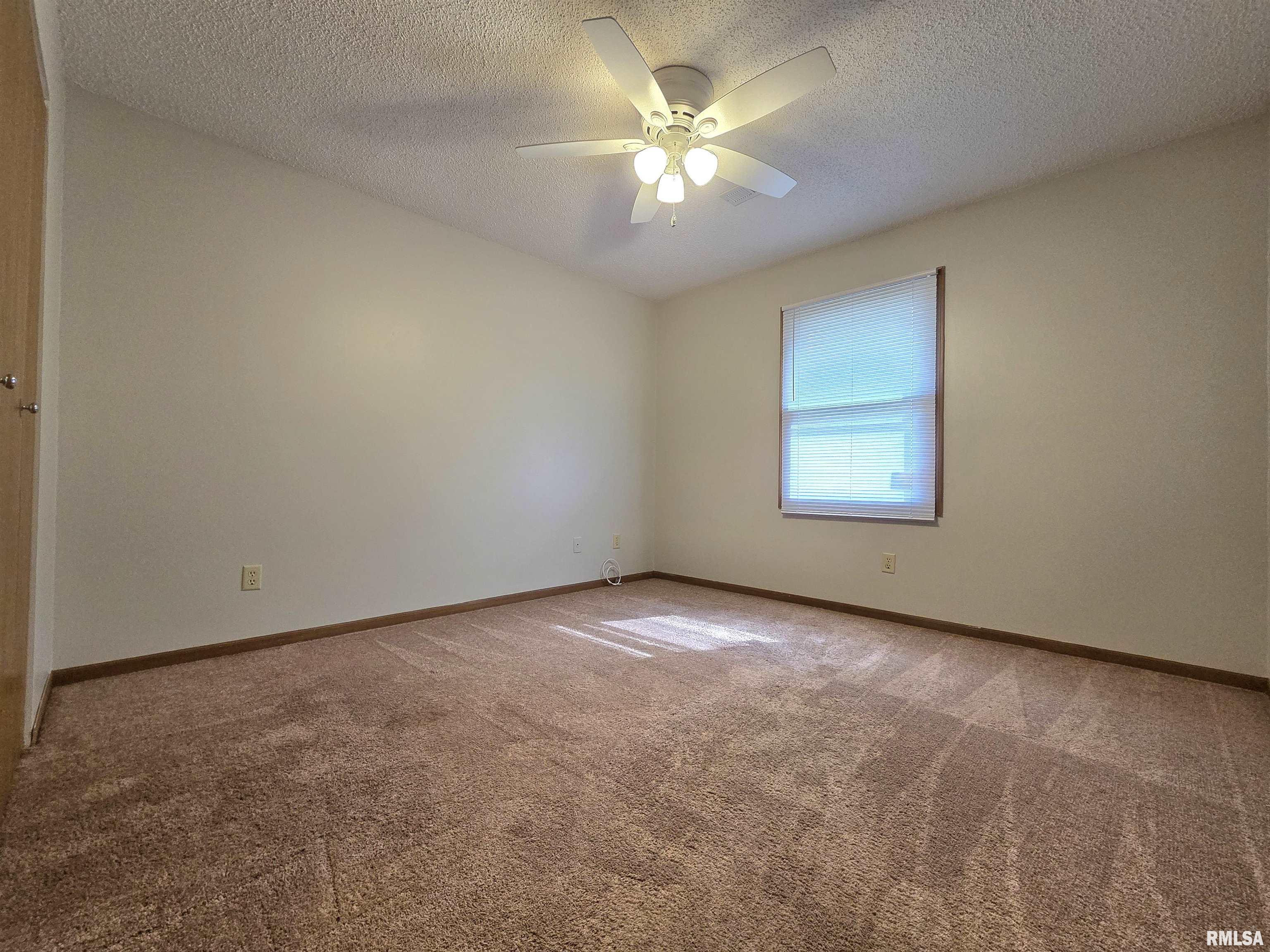 45-47 Holiday Road Springfield, IL 62702 - Photo 5 of 8