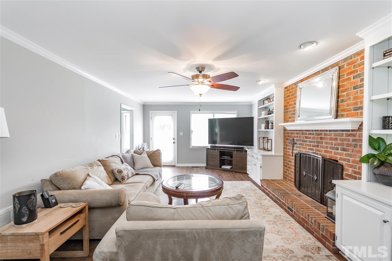 7901 Senter Farm Road Apex, NC 27539 - Photo 9 of 30 Gallery Image 9