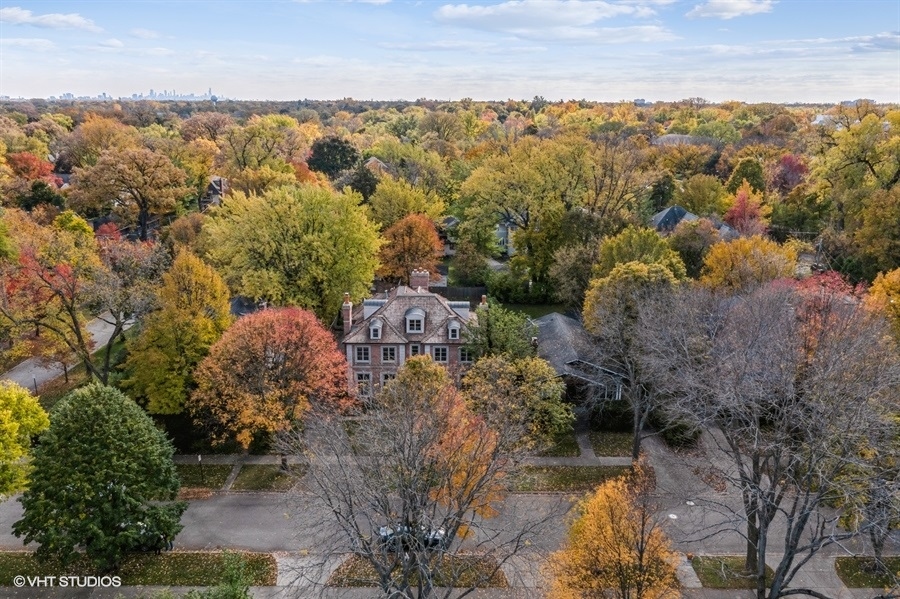 594 Willow Road Winnetka, IL 60093 - Photo 4 of 41 an aerial view of residential house with green space
