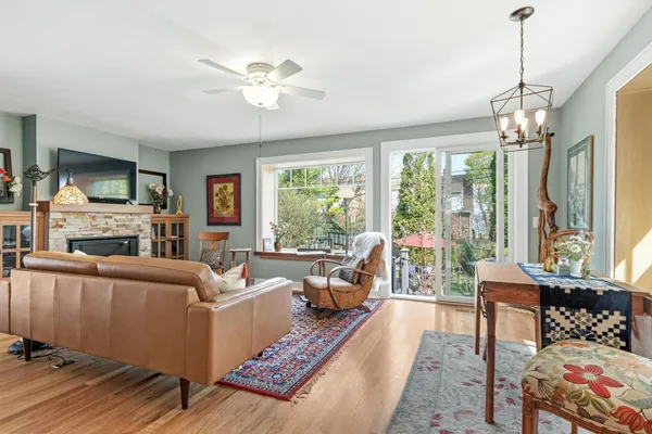 $525,000 | 838 West Lakeside Street, Madison, WI 53715