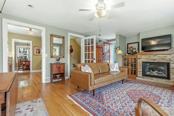 $525,000 | 838 West Lakeside Street, Madison, WI 53715