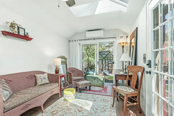 $525,000 | 838 West Lakeside Street, Madison, WI 53715