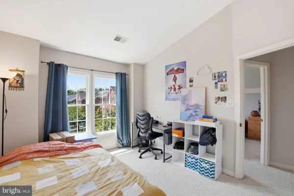 $4,000 | 6526 Major Street, Alexandria, VA 22312