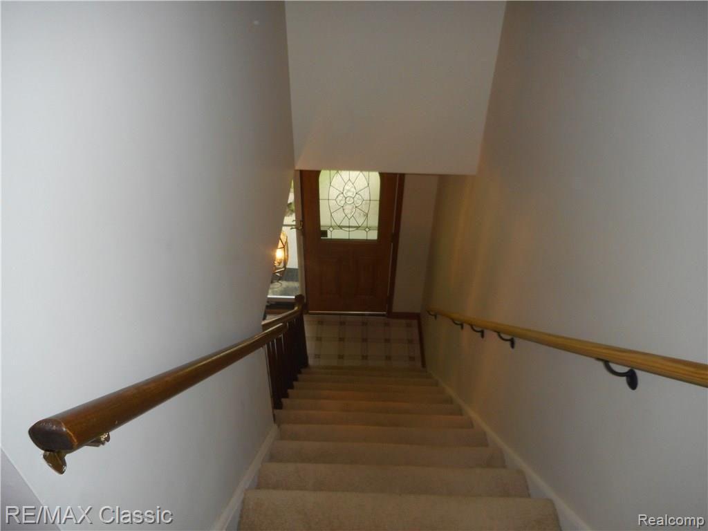 6940 Oakhill Road Clarkston, MI 48348 - Photo 22 of 27 DSCN0448.JPG