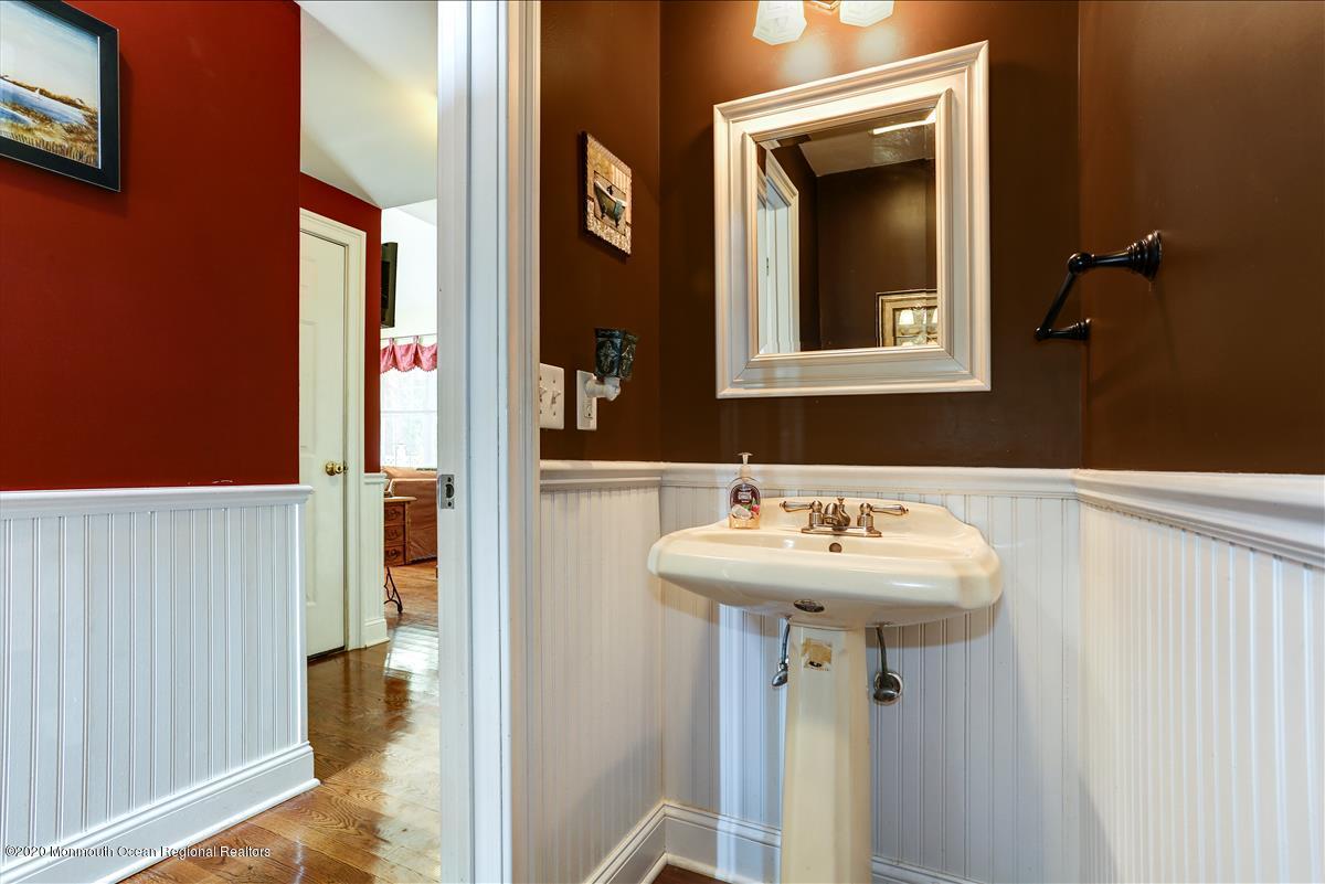 36 Mandalay Road Brick, NJ 08723 - Photo 7 of 41 half bath