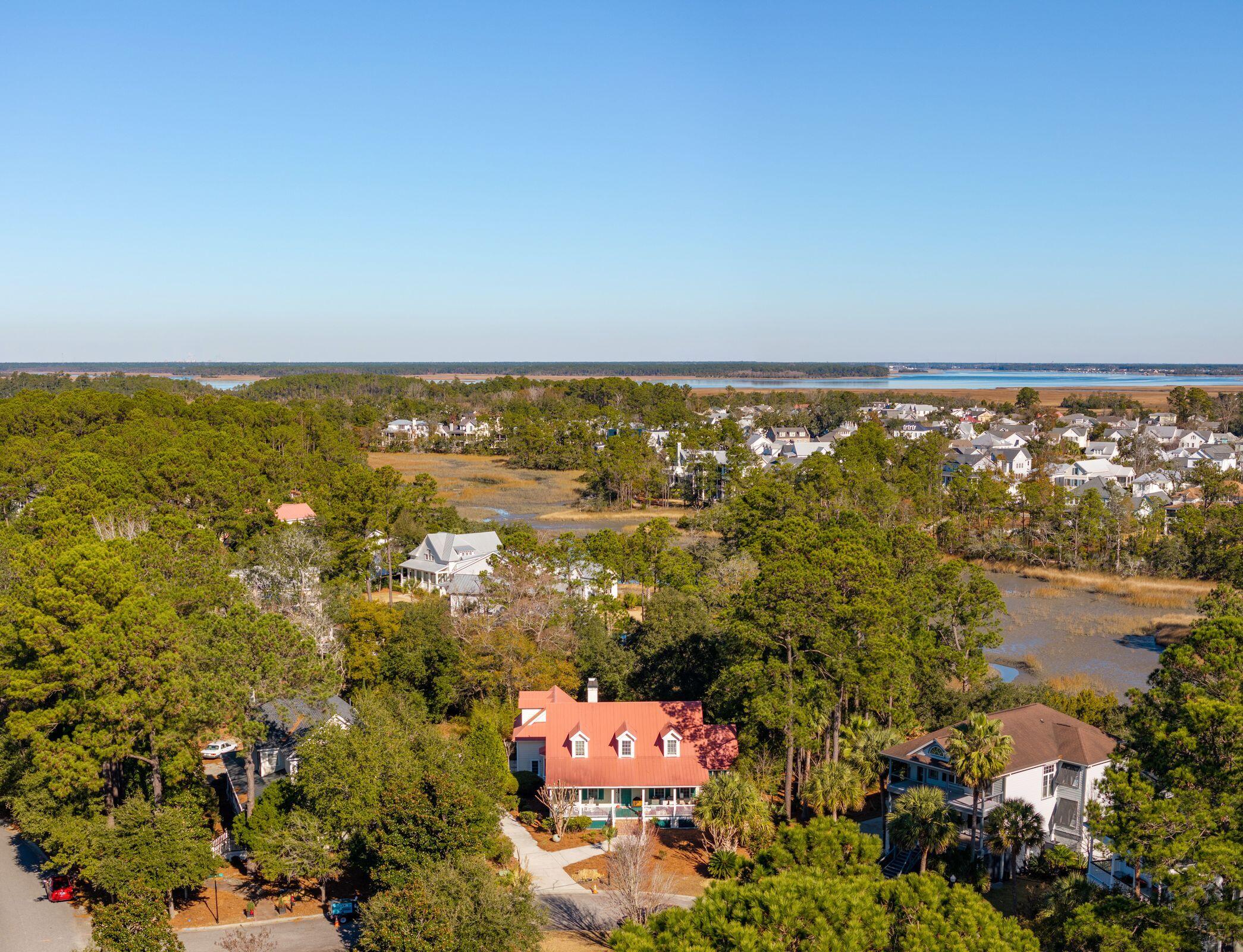 380 Tidal Reef Circle Mount Pleasant, SC 29464 - Photo 5 of 21 380 Tidal Reef Circle
