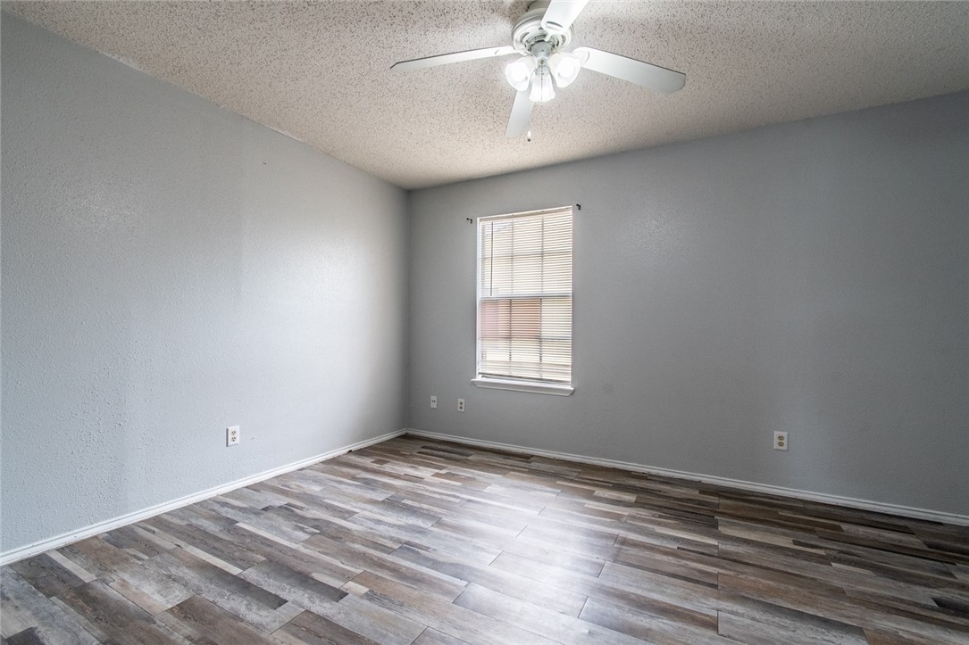 6702 Everhart Road Corpus Christi, TX 78413 - Photo 13 of 25