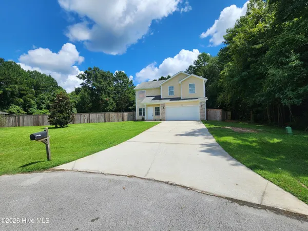 $2,100 | 511 Sunset Strip, Jacksonville, NC 28540