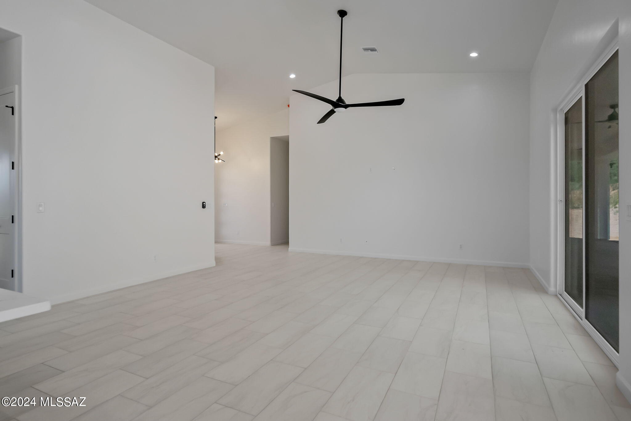 1031 Pino Court Rio Rico, AZ 85648 - Photo 17 of 32 Gallery Image 17