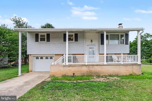 $325,000 | 1200 Gross Drive, Mechanicsburg, PA 17050