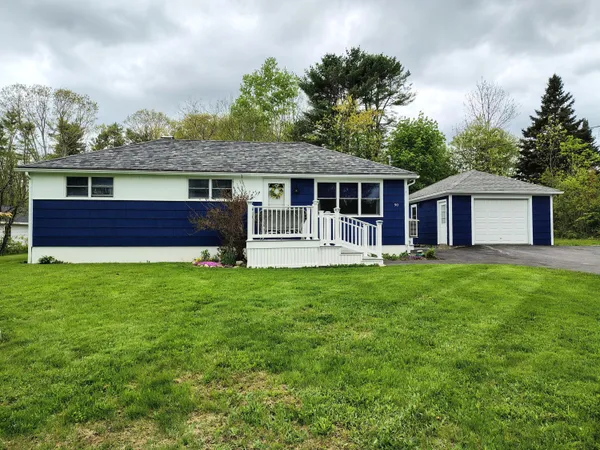 $319,000 | 90 Whig Street, Winterport, ME 04496