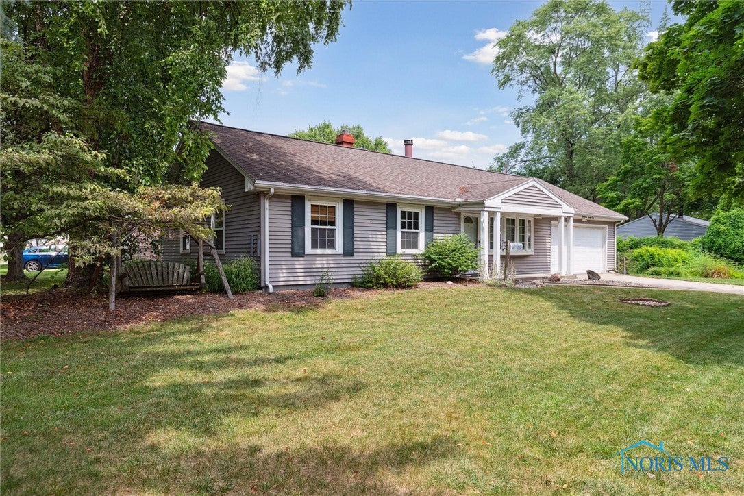 1772 East Benwick Road Toledo, OH 43613 - Photo 2 of 33 Gallery Image 2