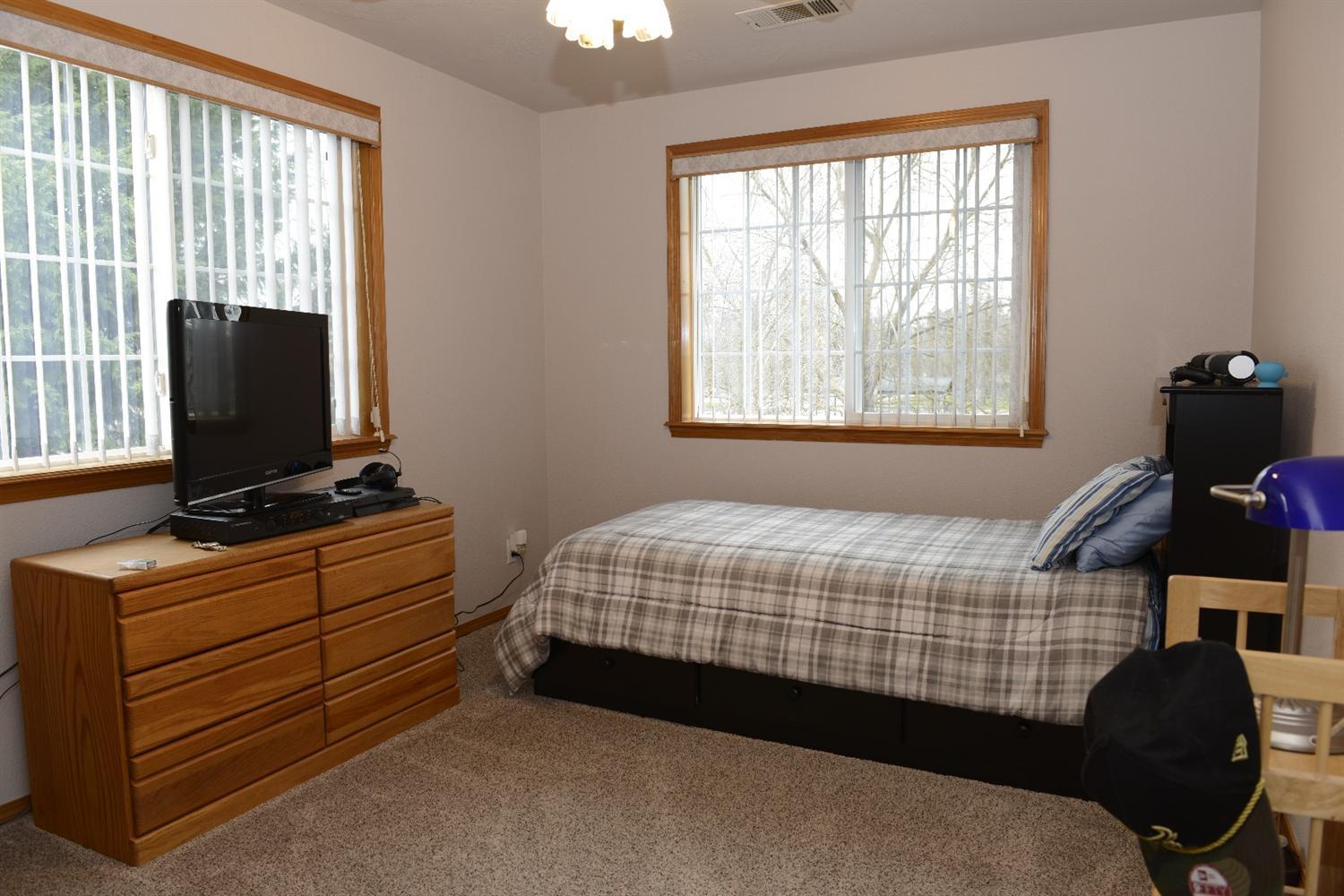 534 Mitchell Way Central Point, OR 97502 - Photo 23 of 34 Additional Photo