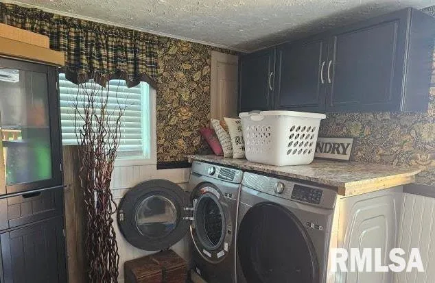 $149,900 | 160 Front Street, Elizabethtown, IL 62931