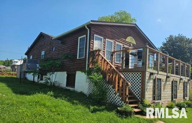 $149,900 | 160 Front Street, Elizabethtown, IL 62931