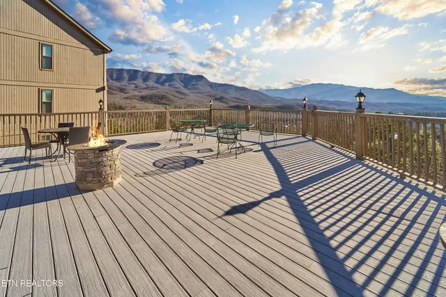 $209,900 | 3710 Weber Road, Unit A202, Gatlinburg, TN 37738