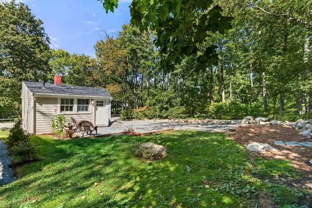 $2,900 | 498 Beechwood Street, Cohasset, MA 02025