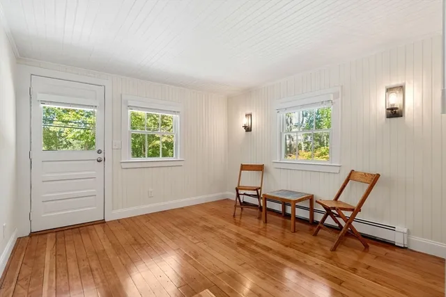 $2,900 | 498 Beechwood Street, Cohasset, MA 02025