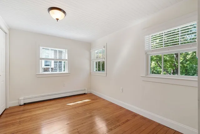 $2,900 | 498 Beechwood Street, Cohasset, MA 02025