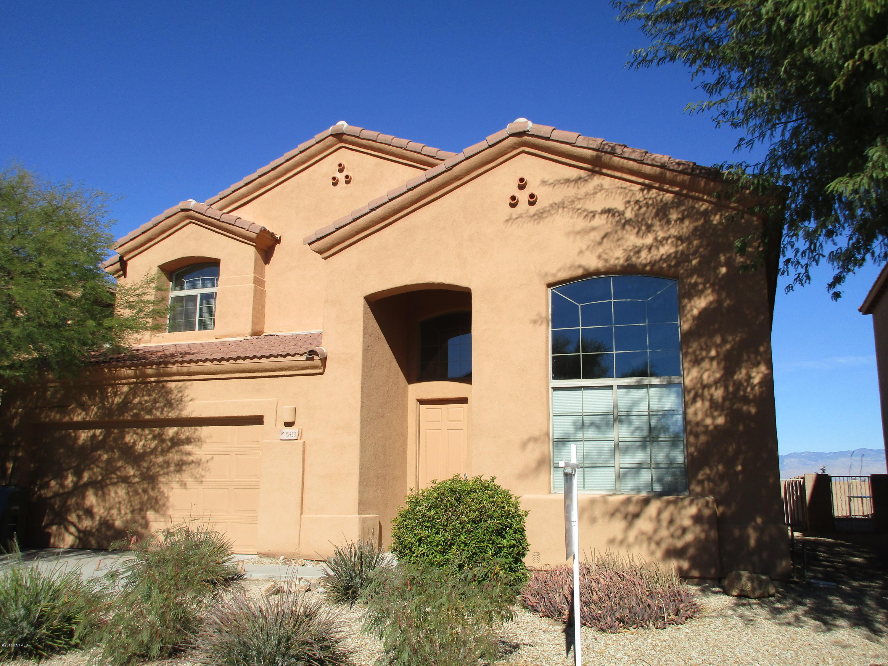 10453 East Rita Ranch Crossing Circle Tucson, AZ 85747 - Photo 4 of 10