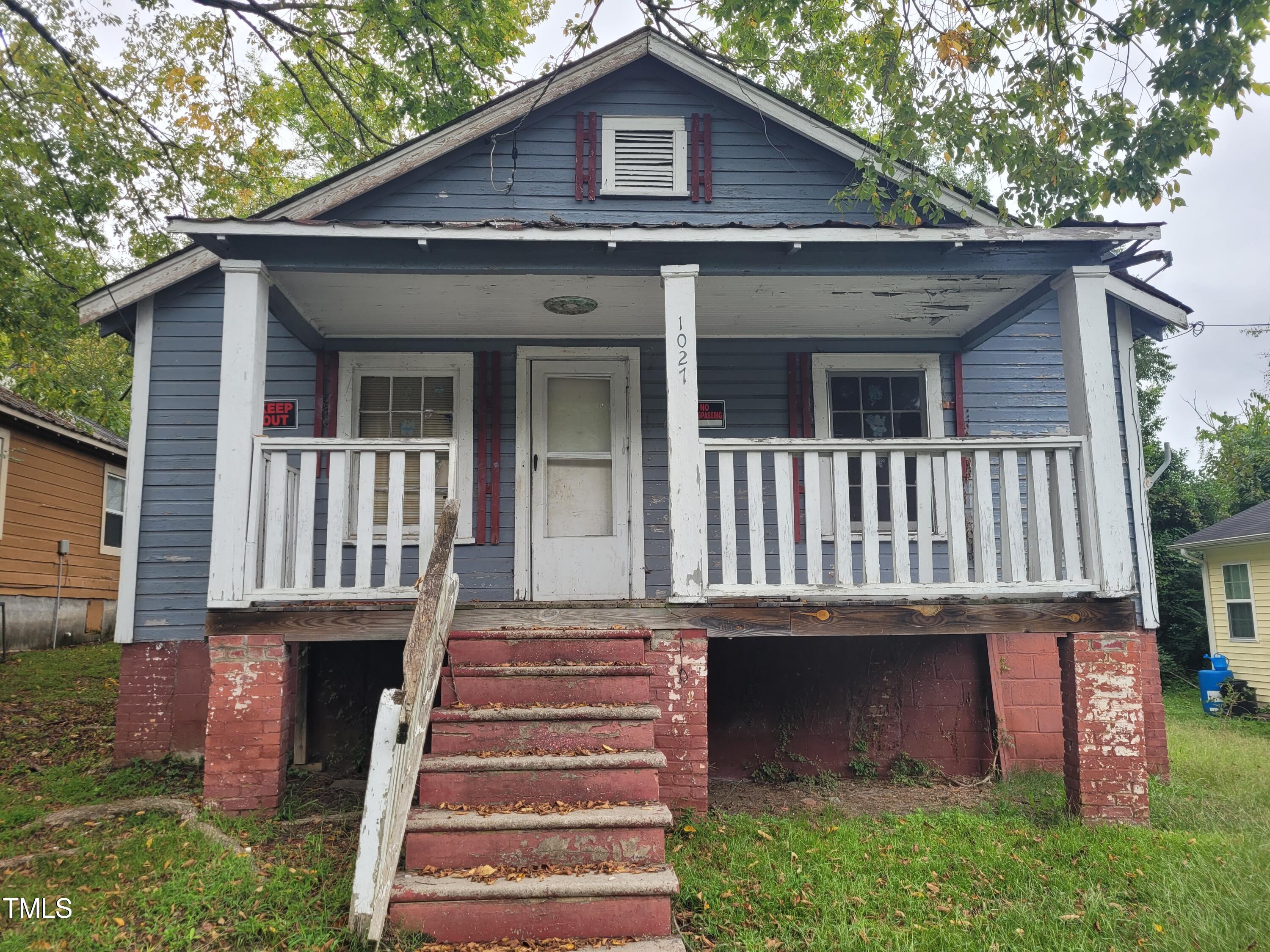 1027 Rosedale Avenue Durham, NC 27707 - Photo 1 of 12 Exterior