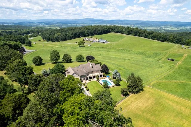 $1,750,000 | 5090 Spring House Circle, Harrisonburg, VA 22802