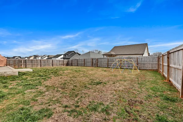 $1,880 | 441 Pomeroy Drive, Clarksville, TN 37042
