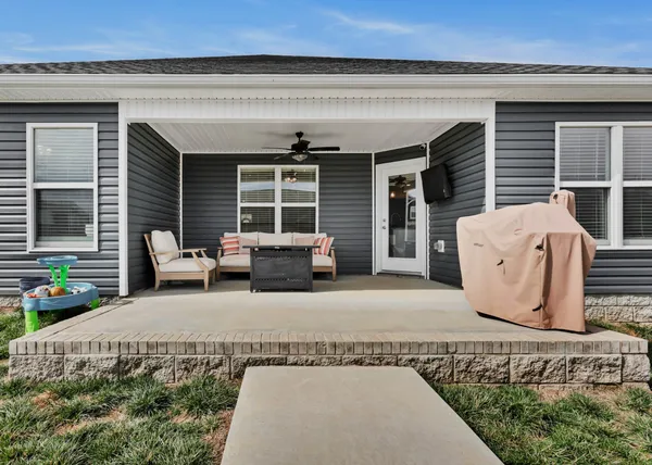 $1,880 | 441 Pomeroy Drive, Clarksville, TN 37042